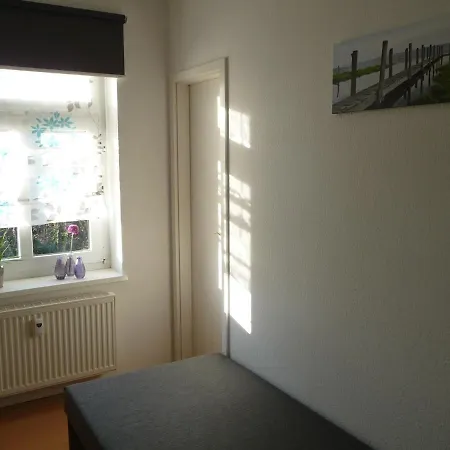 Grosse Monteurwohnung, Fewo Ruby, Limbach-Oberfrohna * Limabach - Oberfrohna