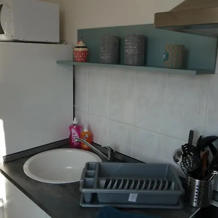 Grosse Monteurwohnung, Fewo Ruby, Limbach-Oberfrohna Apartman