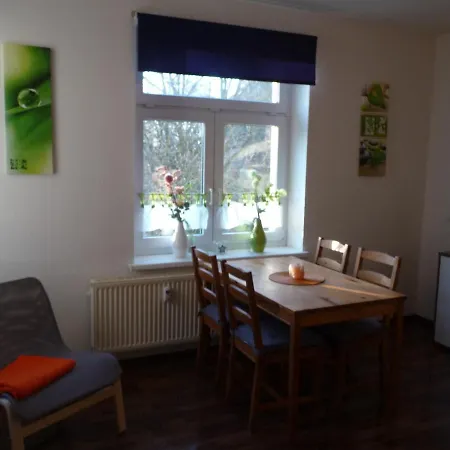 Apartman Grosse Monteurwohnung, Fewo Ruby, Limbach-Oberfrohna Limabach - Oberfrohna