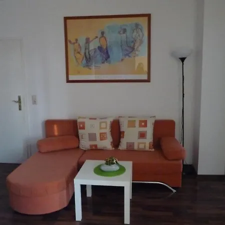 Apartman Grosse Monteurwohnung, Fewo Ruby, Limbach-Oberfrohna